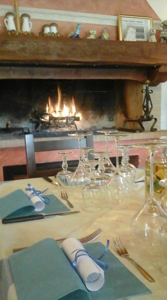 Agriturismo San Martino Foligno Eksteriør bilde